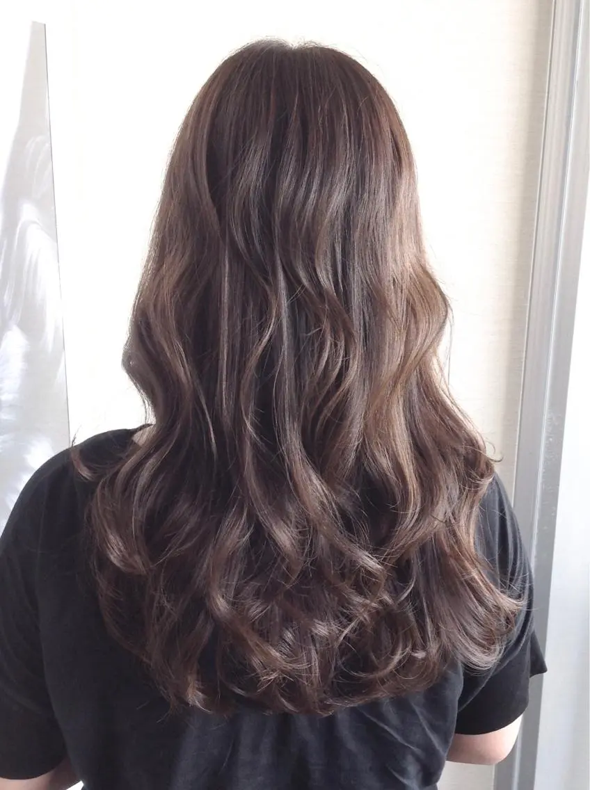 ロング カラー ベージュカラー イルミナカラー 髪質改善縮毛矯正 美容師✂️山崎竜二のヘアスタイル