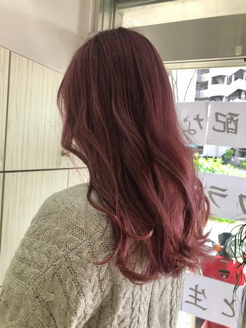 ロング カラー ブリーチ ピンクカラー 🤎ベージュカラー/ 髪質改善/山岸🤎のヘアスタイル