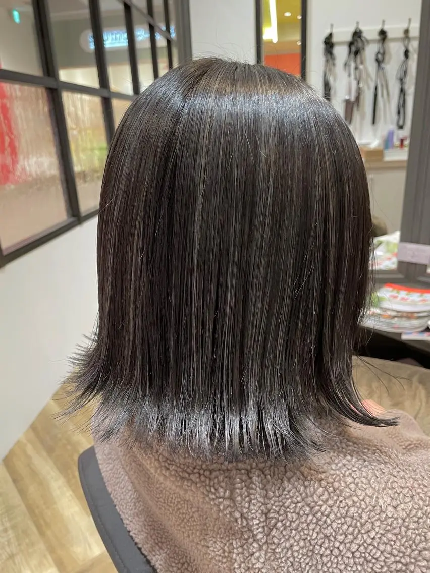 ショート カラー 大橋 拓実のヘアスタイル