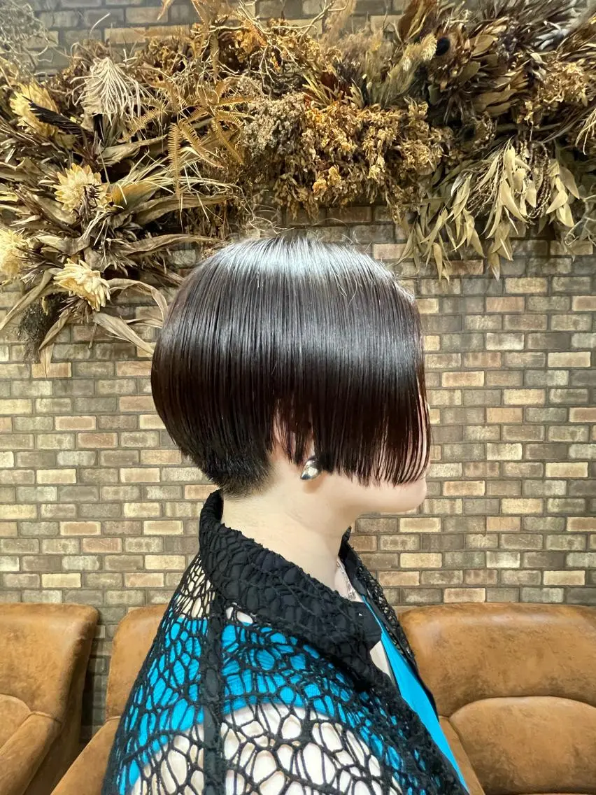 ショート ボブ ハイライト 髪質改善 韓国風ヘア レイヤーカット ✨ハイトーン✨ダブル カラー✨シバサキのヘアスタイル