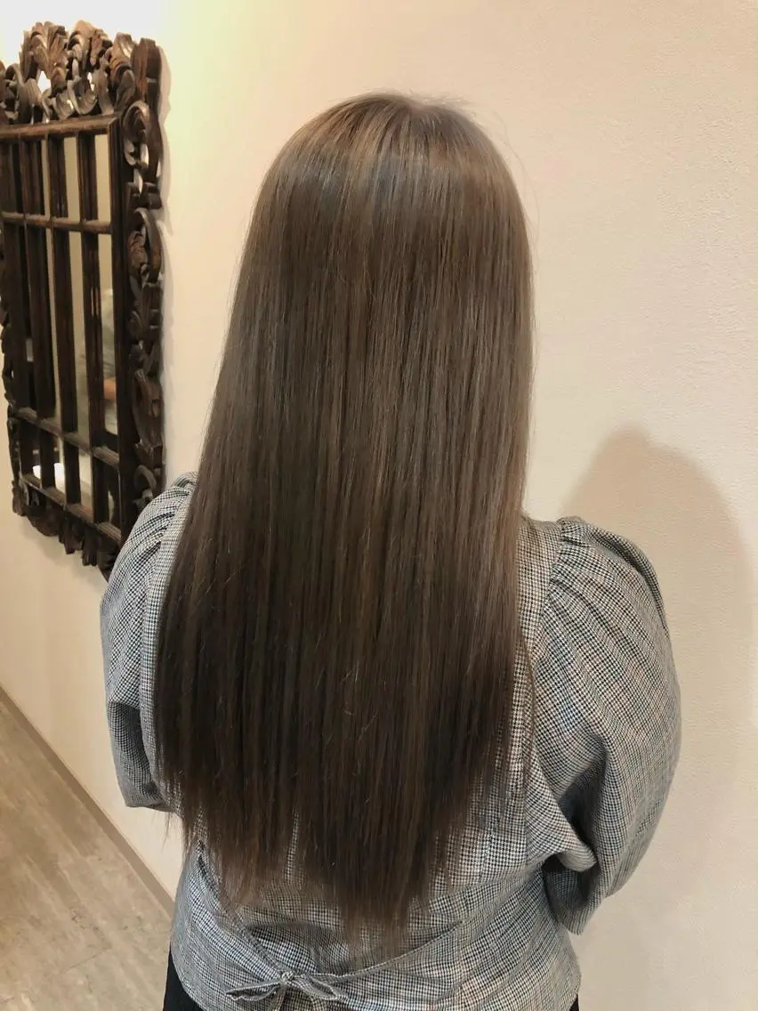 ロング カラー カット ヘアカラー 縮毛矯正 トリートメント 森田 真由のヘアスタイル