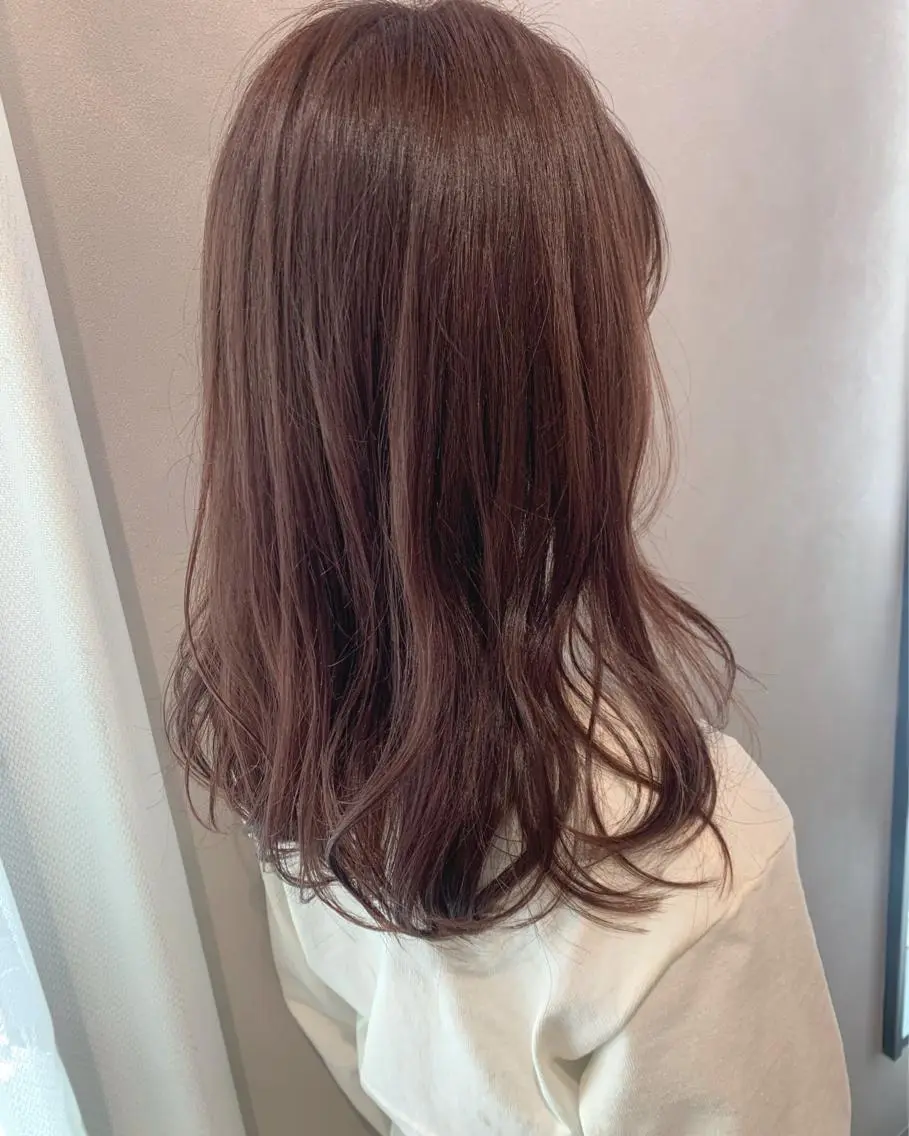 セミロング カラー ベージュカラー ピンクカラー ピンクベージュ hubhair レイヤー/透明感のヘアスタイル