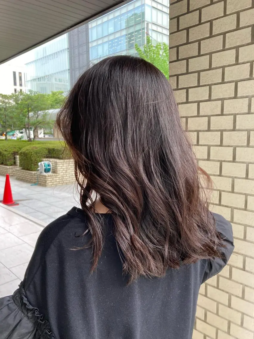 ミディアム カラー アッシュ アッシュブラウン ブラウンカラー 透明感カラー attrait Ryusukeのヘアスタイル