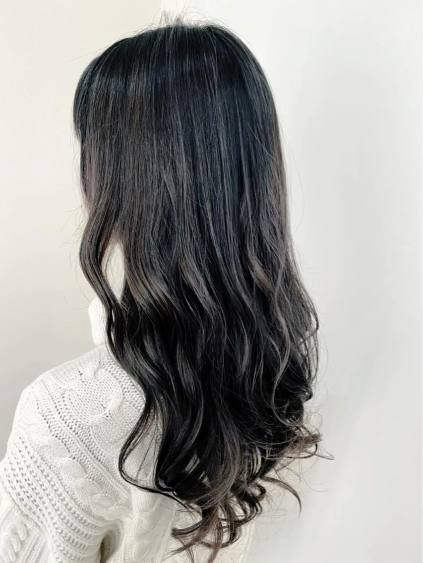 ロング ハイライト 奥井 将希のヘアスタイル
