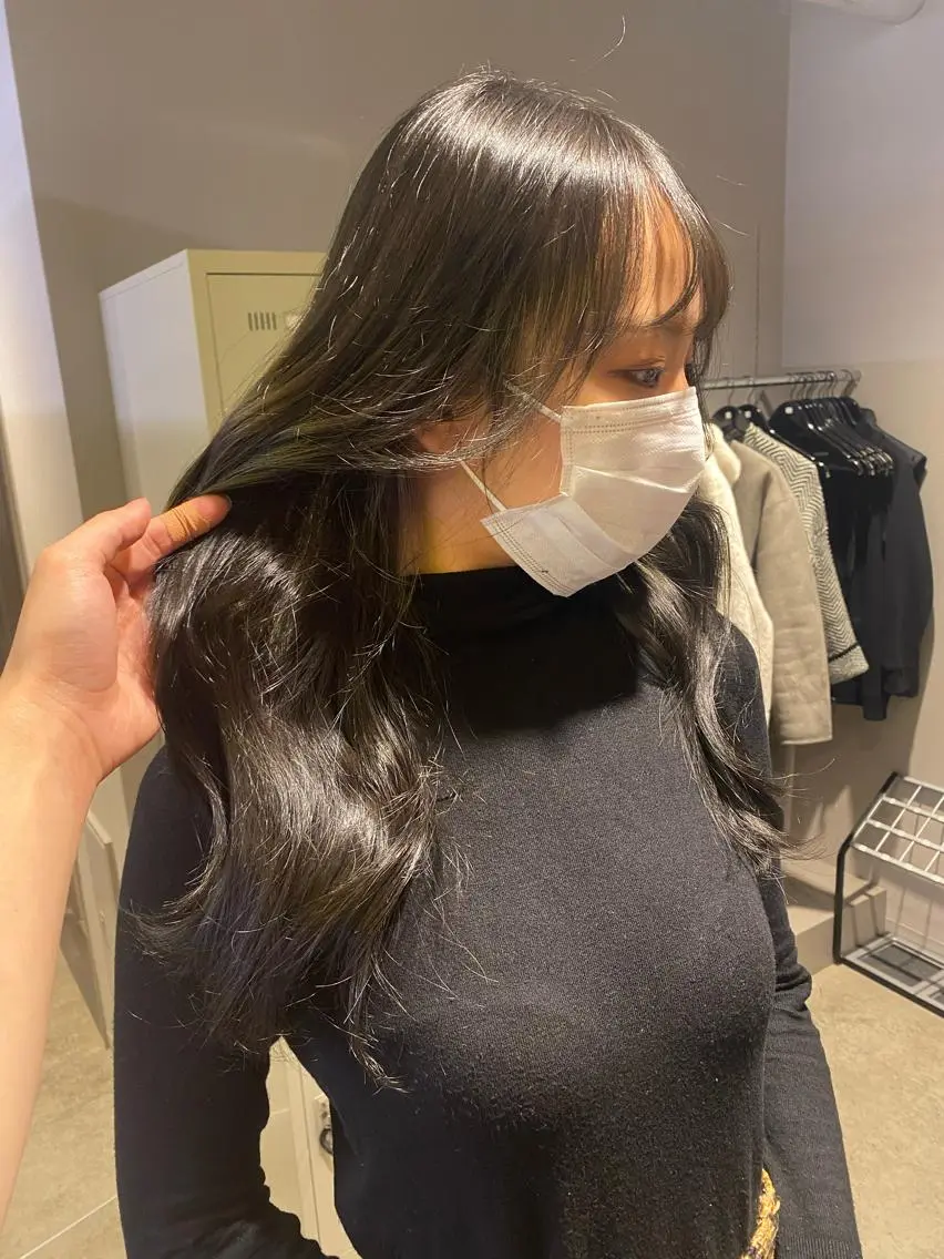 セミロング カラー パーマ ヘアアレンジ メンズ キッズ ネイル マツエク・マツパ カット ヘアカラー トリートメント ヘッドスパ 韓国/トレンド レイヤー【101】のヘアスタイル