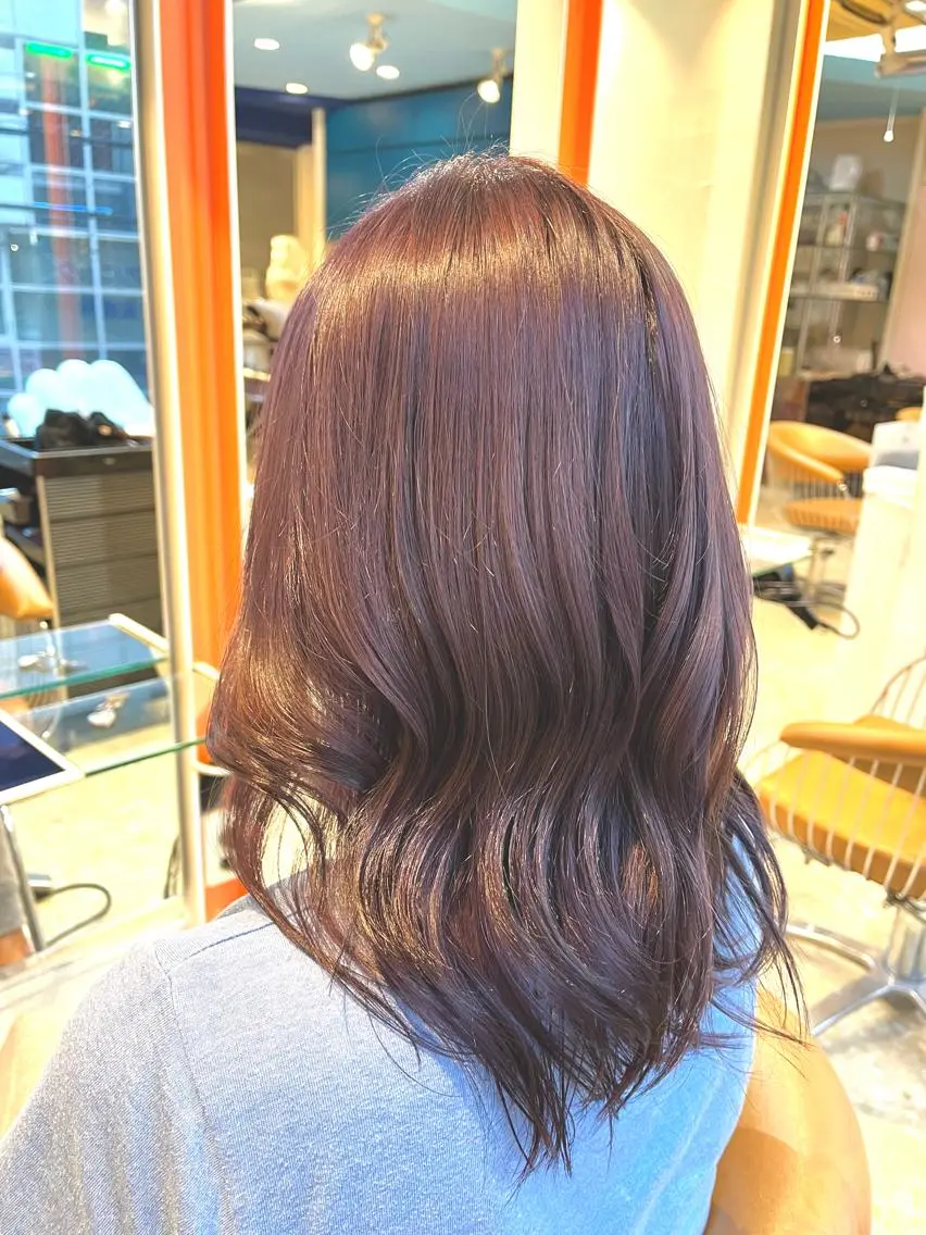 ミディアム カラー ヘアカラー うしだ かおるのヘアスタイル