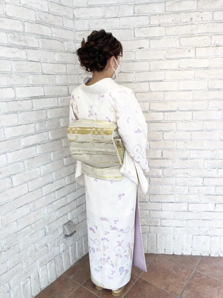 あやかショート 白髪ぼかしのヘアスタイル