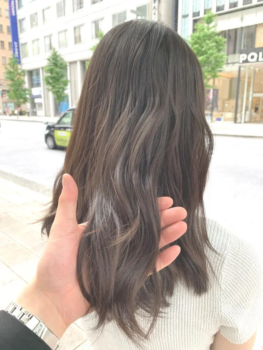 セミロング カラー 【悩み解決!美髪へ】 店長 平間 響のヘアスタイル