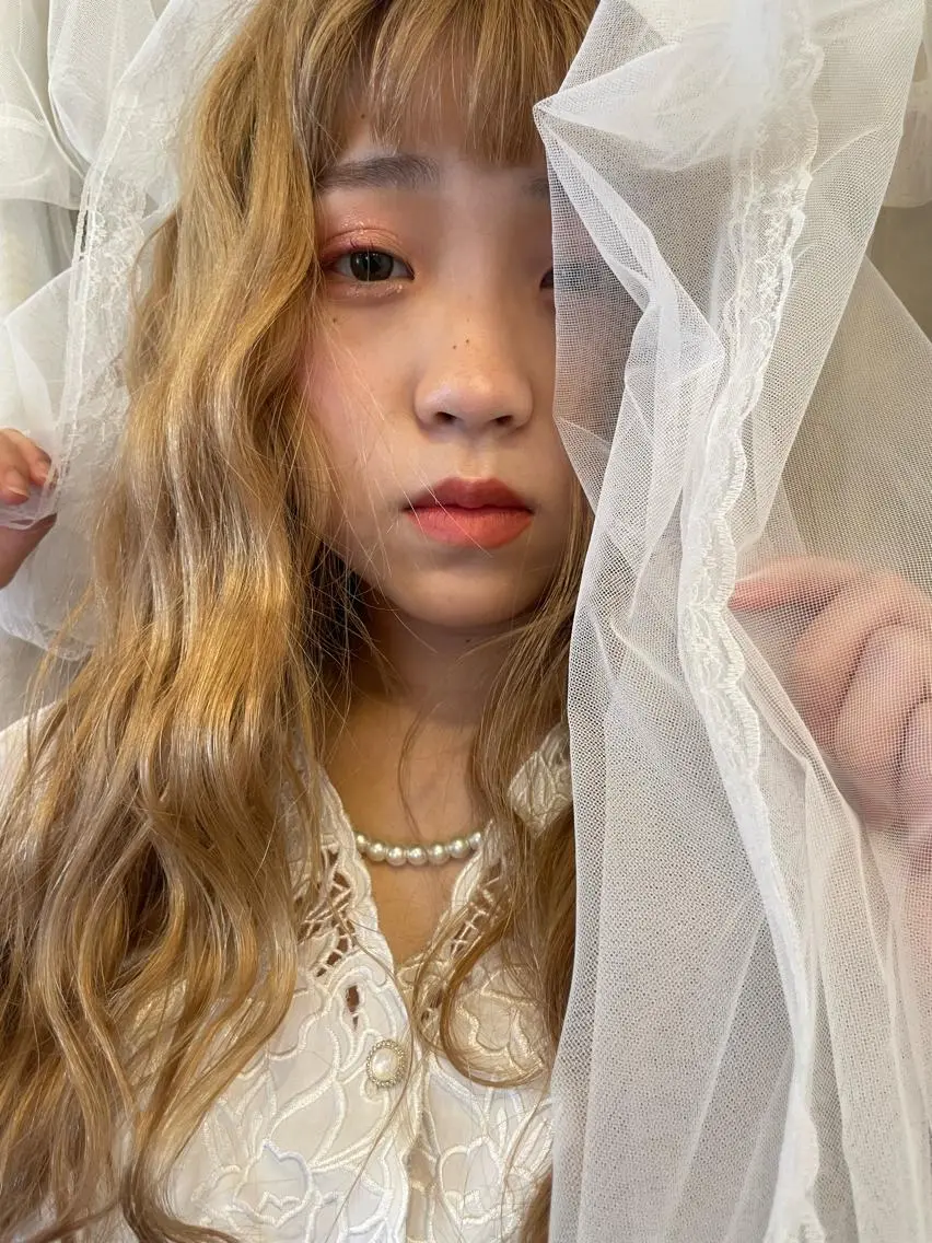 ロング カラー パーマ ヘアアレンジ 久我 彩音のヘアスタイル