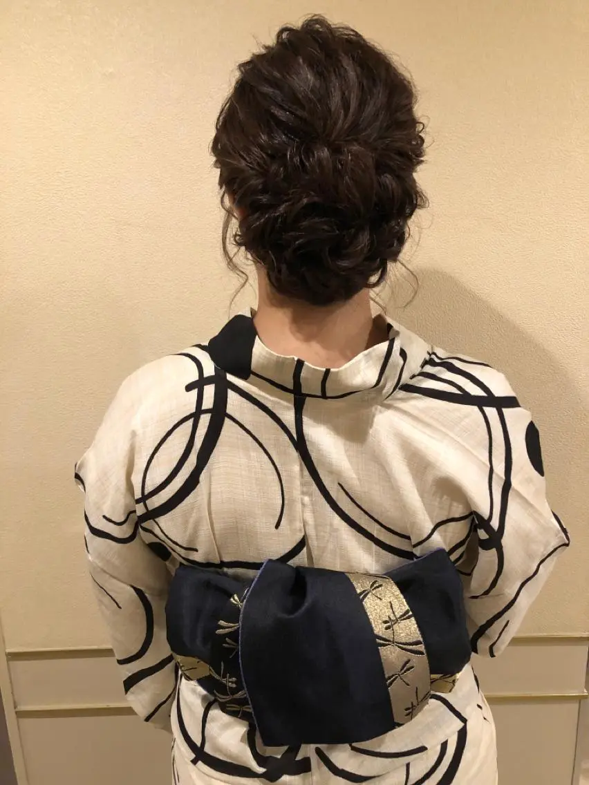 ヘアアレンジ 着付け vi viのヘアスタイル