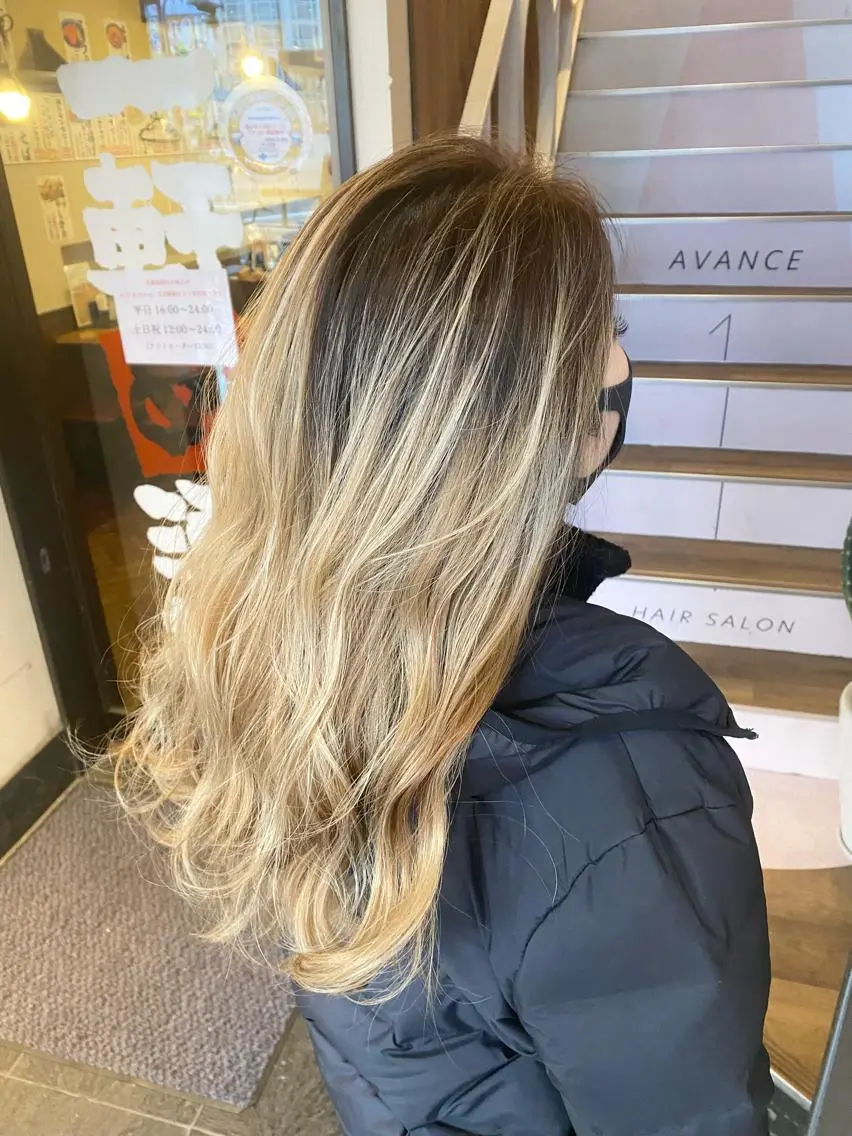 ロング レイヤーカット カット ヘアカラー 【暗め透明感カラー】 【インナー】小島良太のヘアスタイル