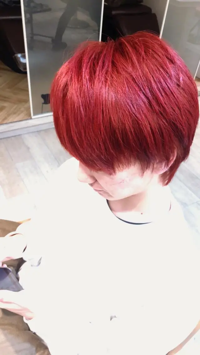 カラー ブリーチ 透明感カラー ハイトーンカラー waRin syamp&headのヘアスタイル