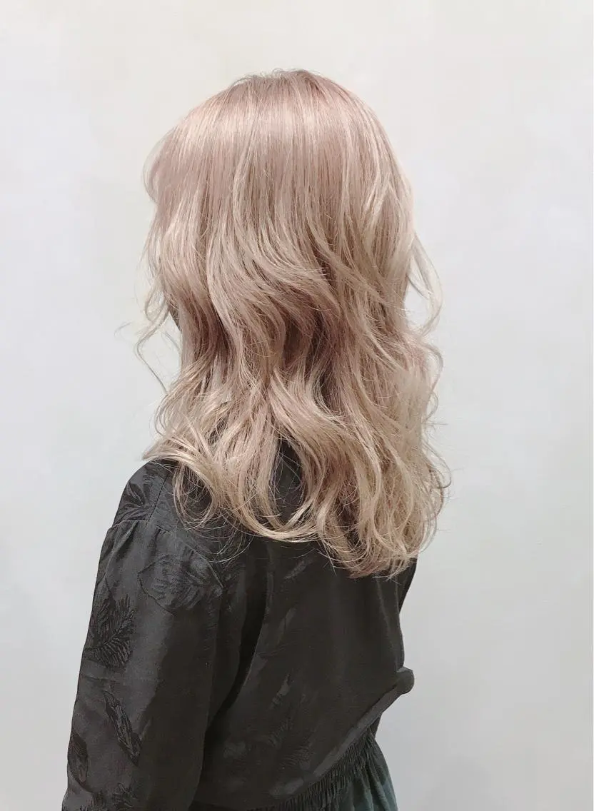 ロング カラー パーマ ヘアアレンジ ヘアカラー EIGHTSOL博多 筑紫口店 溝口里穂のヘアスタイル