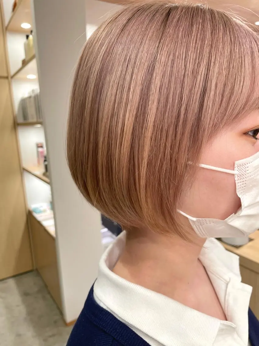 ショート カラー ベージュカラー ピンクカラー ピンクベージュ ヘアカラー トリートメント 城 健太郎 💎ハイトーンのヘアスタイル