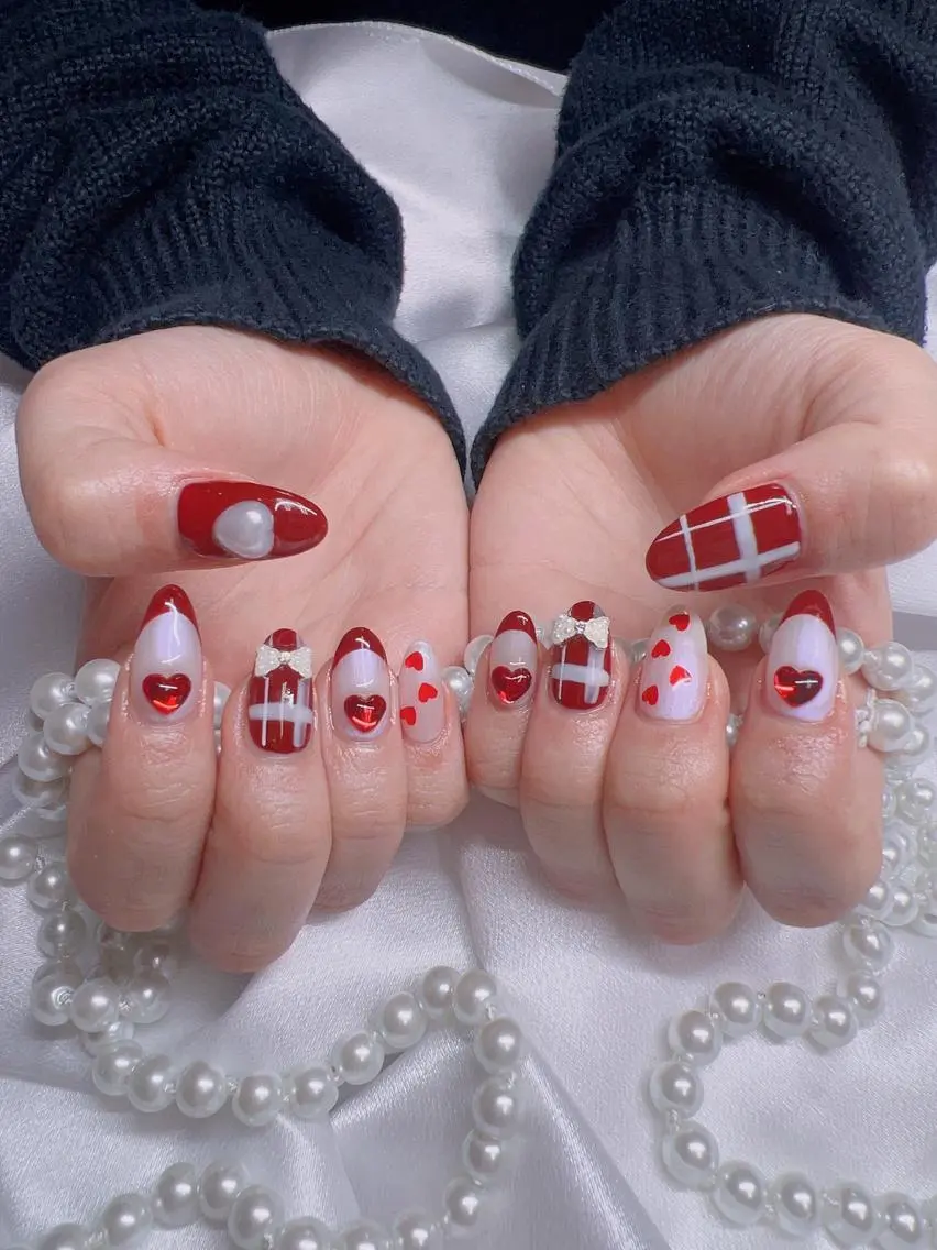 ネイル ハンドネイル Chill Nailsalonのネイルデザイン
