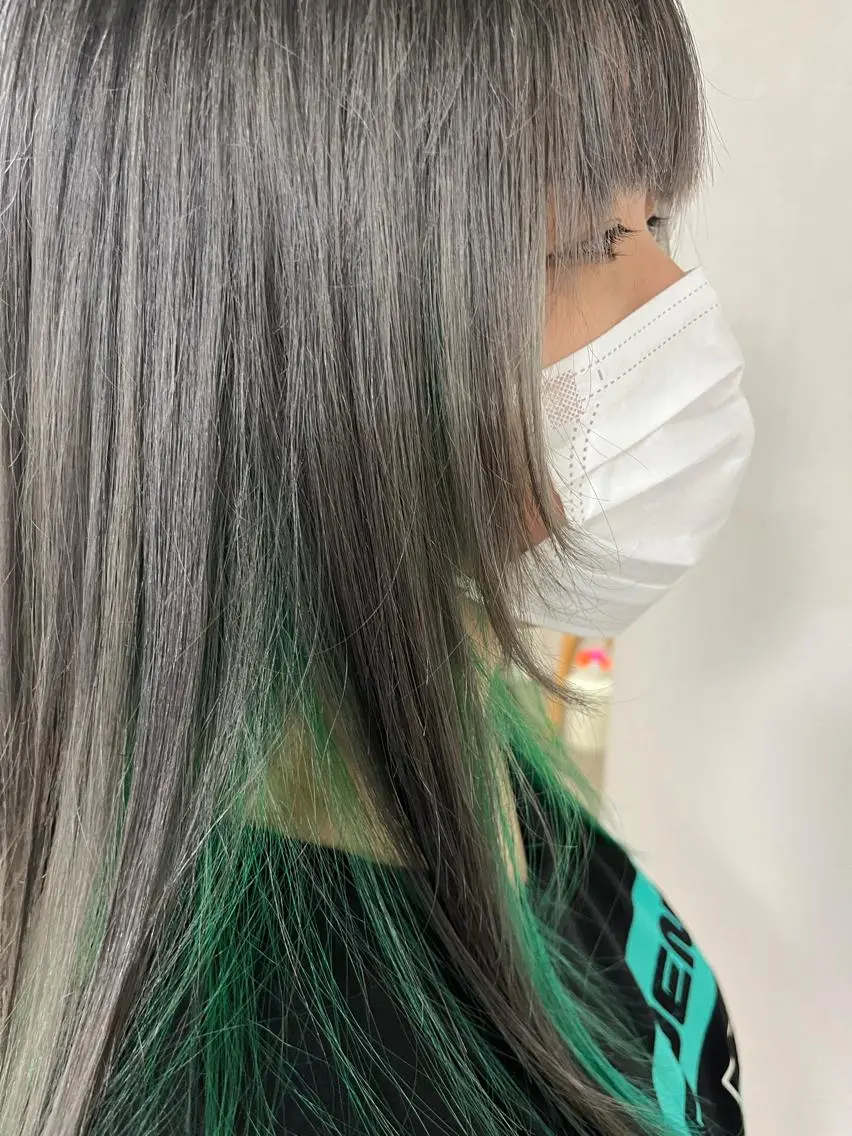 ロング カラー ブリーチ シルバー ヘアカラー トリートメント ハイトーンカラー🩵 耳ツボジュエリー👂のその他イメージ