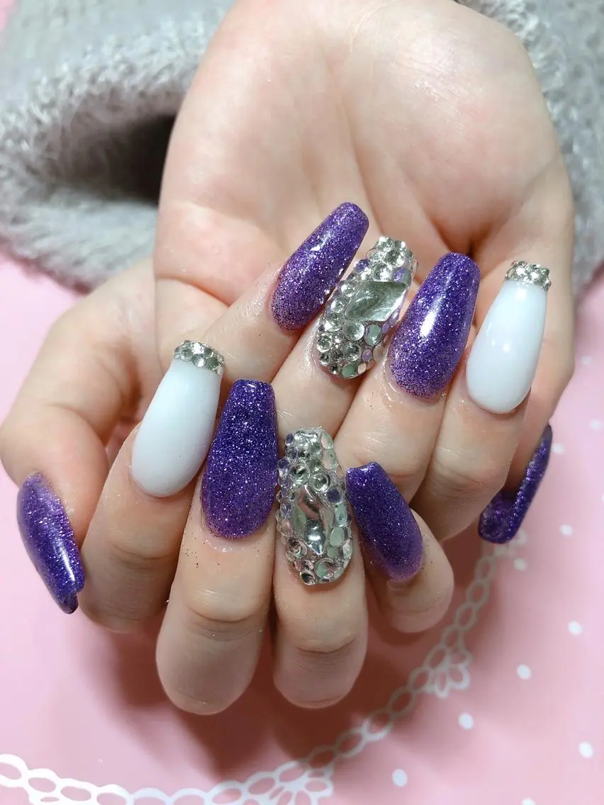 ミディアム ネイル ハンドネイル 《LB》ラブリエ Nail&eyeのマツエク・マツパデザイン