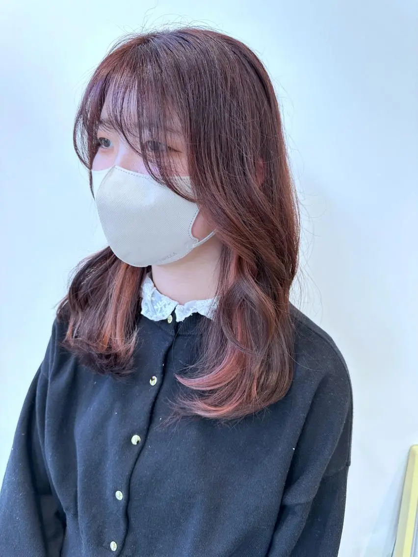 セミロング カラー カット ヘアカラー 小顔レイヤー/ ベージュ🤍Rieのヘアスタイル