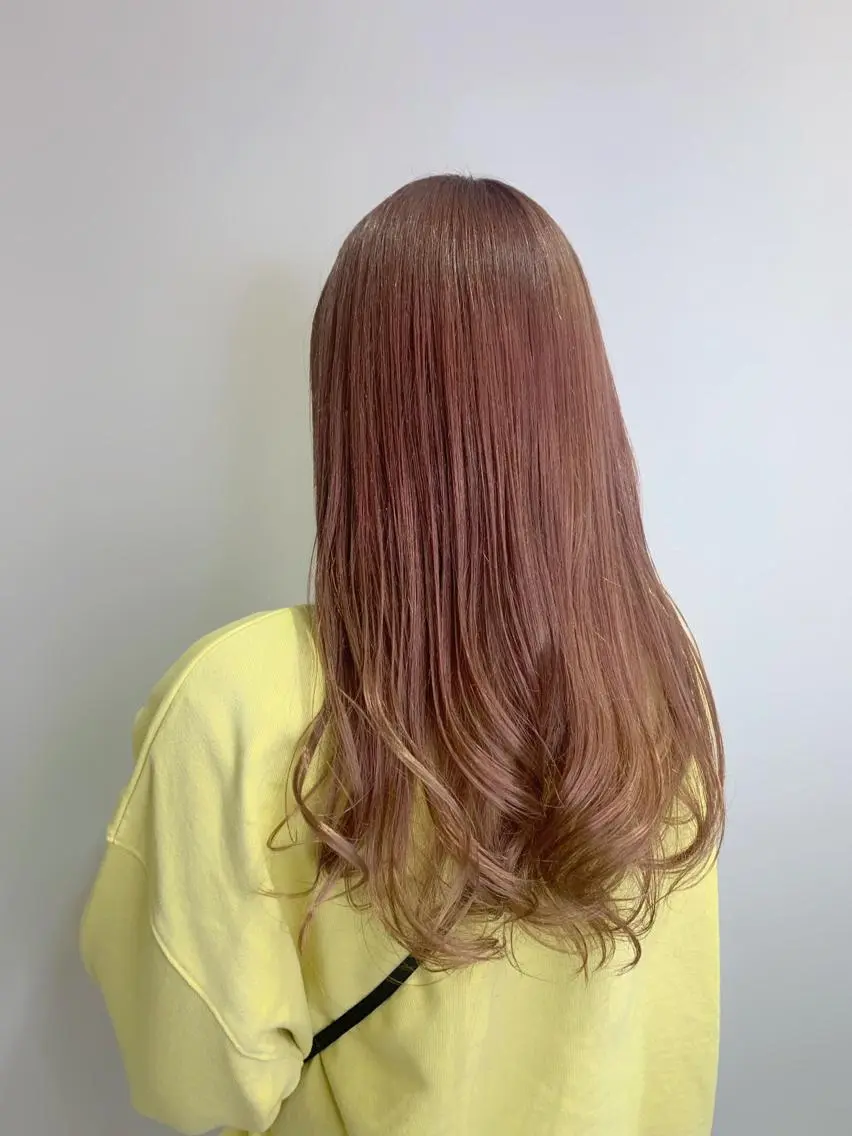 ロング カラー ヘアアレンジ 近藤千翔🩵 髪質改善Periodのエステ・リラクイメージ