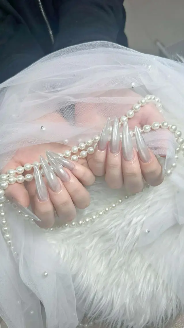 ネイル フレンチネイル ジェルネイル ハロウィン 韓国ネイル マグネットネイル ハンドネイル neco H.babynailのネイルデザイン