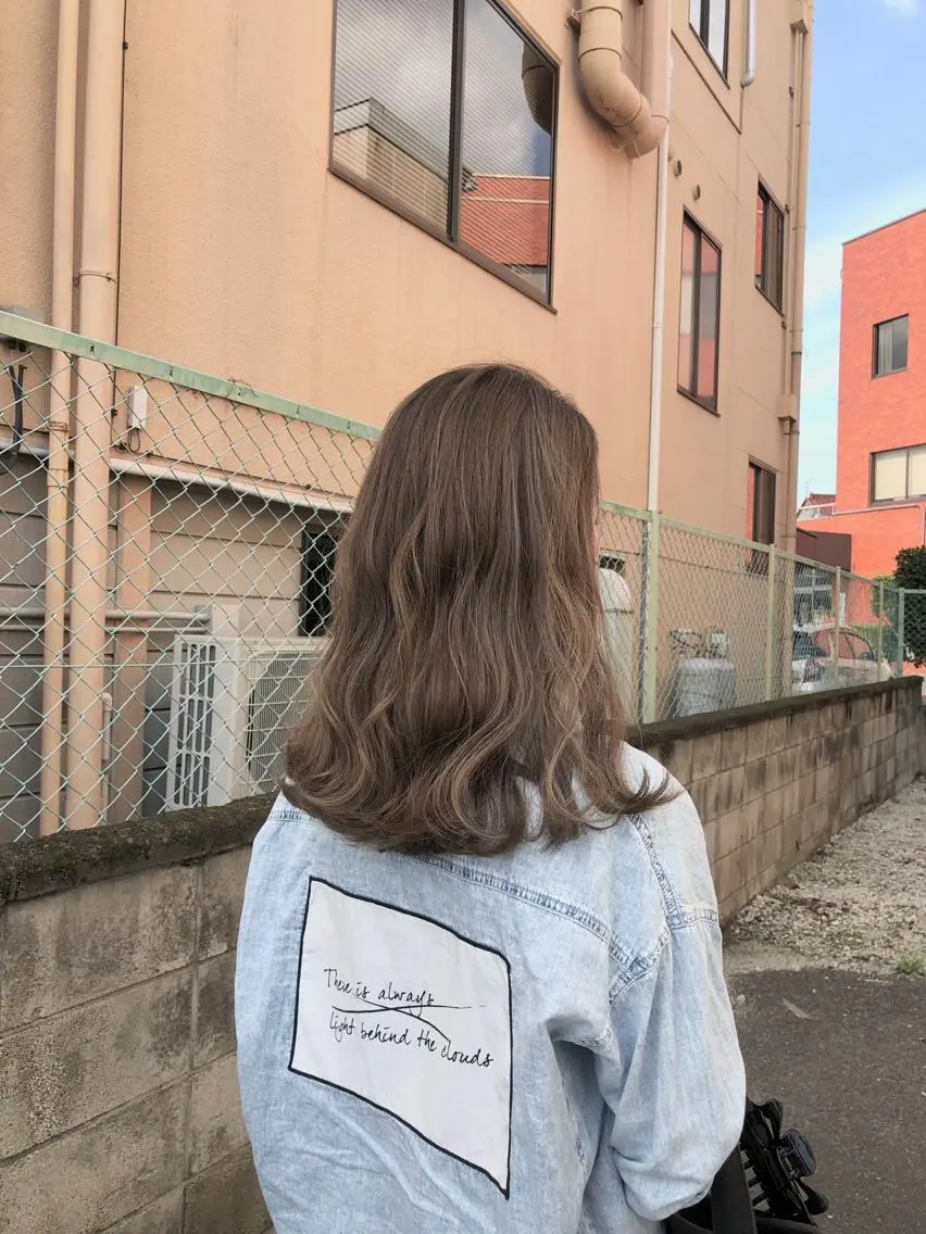 セミロング カラー ヘアアレンジ カット ヘアカラー トリートメント 大塚 貴之のヘアスタイル