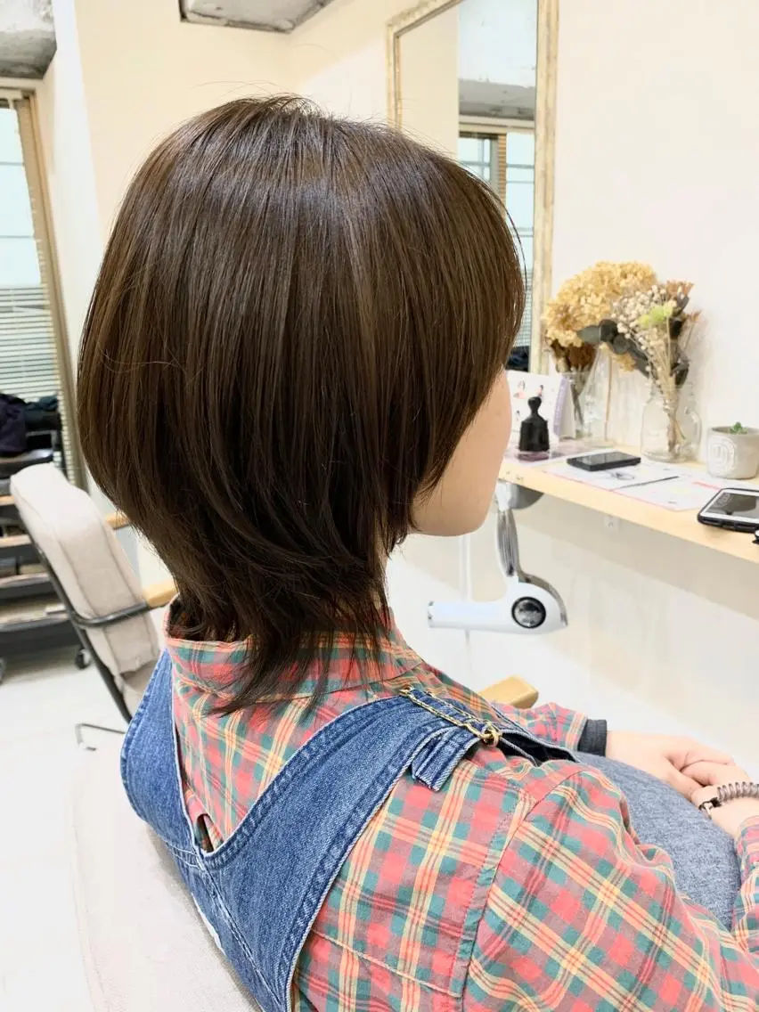 ショート カラー アディクシーカラー ブルーカラー イルミナカラー 髪質改善 トリートメント 山本 悟志のヘアスタイル