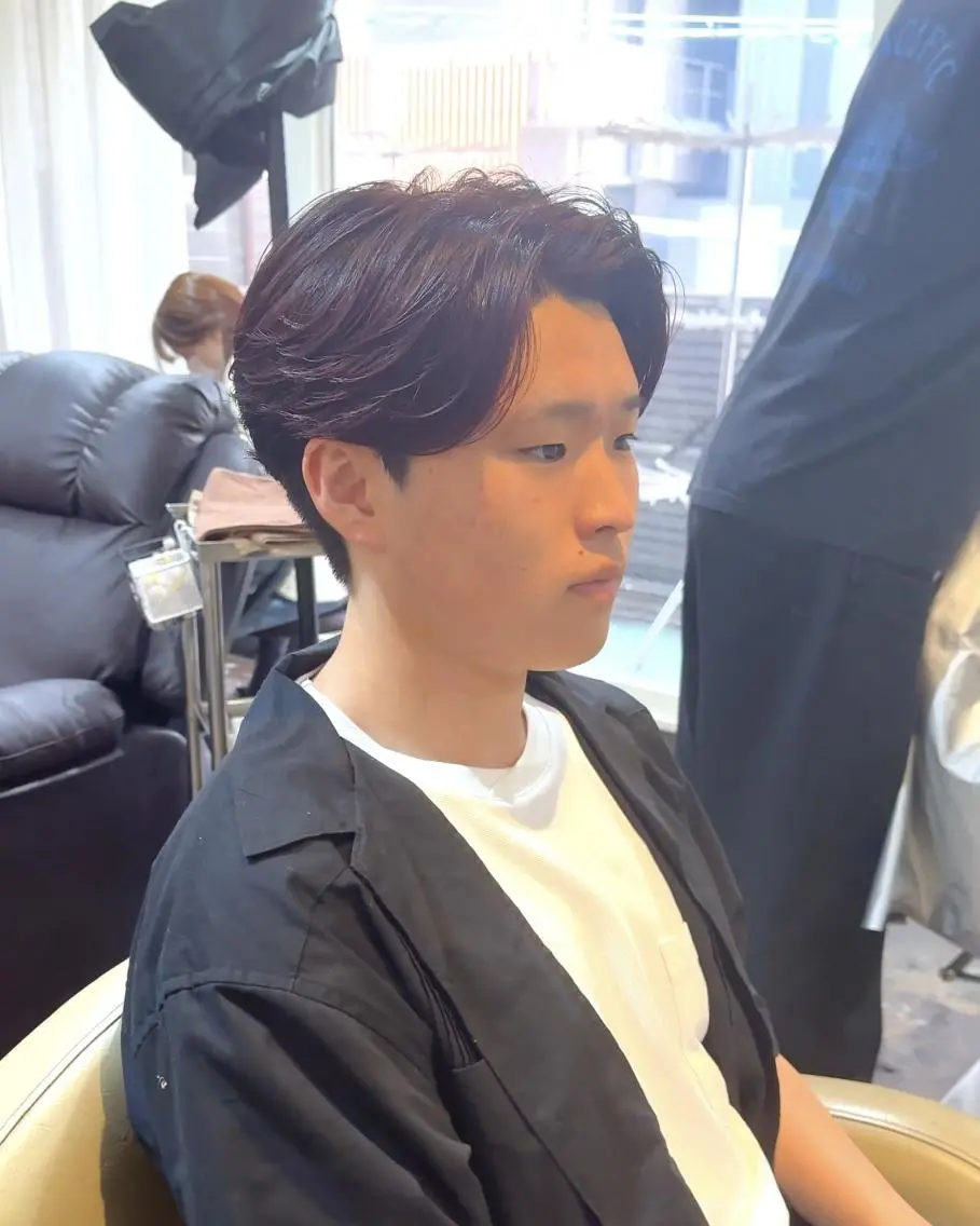 ミディアム カット パーマ 坂梨 健斗のヘアスタイル