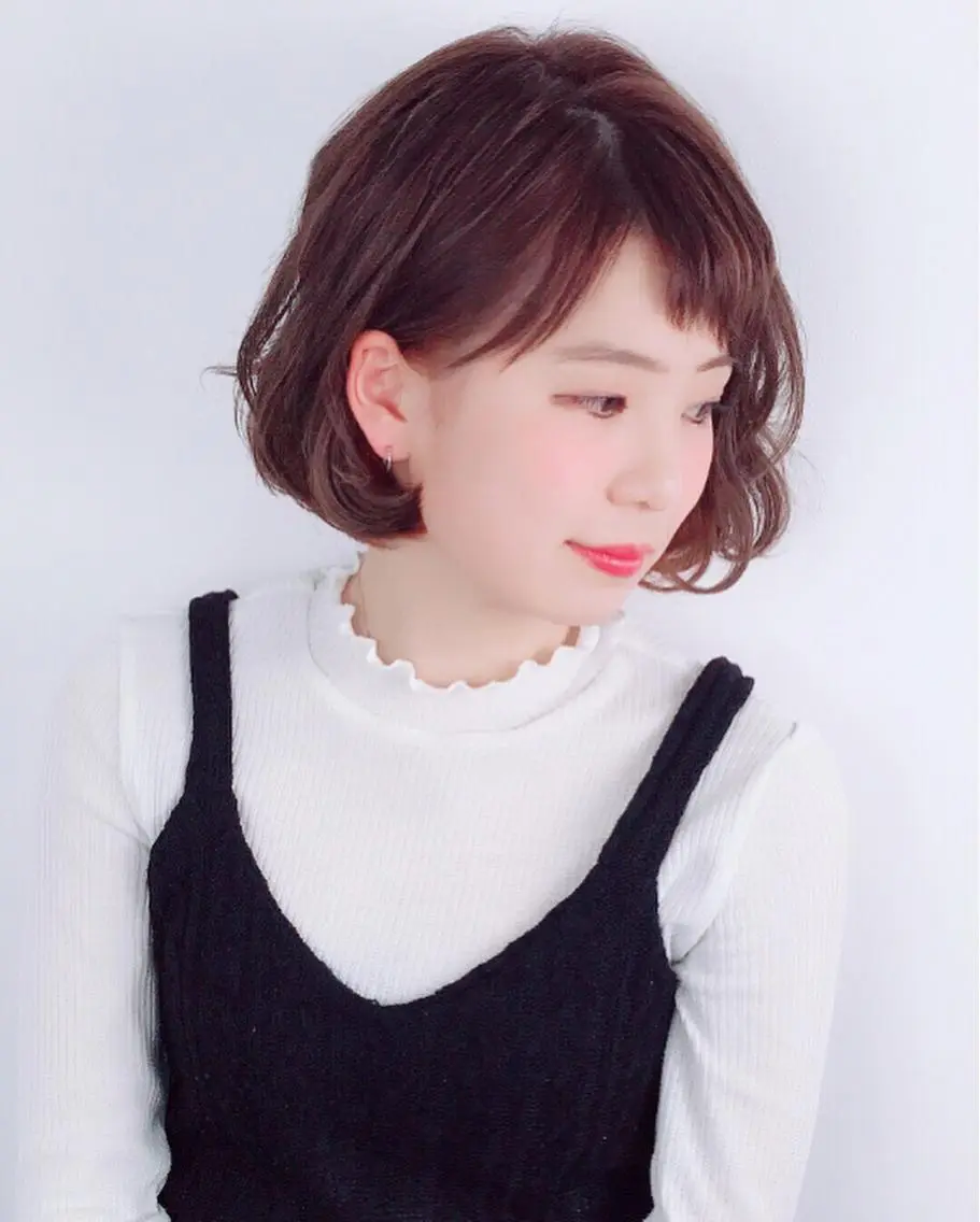 ショート カラー パーマ ボブ 似合わせカット 大山 望のヘアスタイル