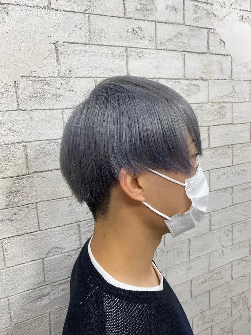 ショート メンズ アッシュ グレージュ達人/赤み 消し/ブリーチ/岩崎のヘアスタイル