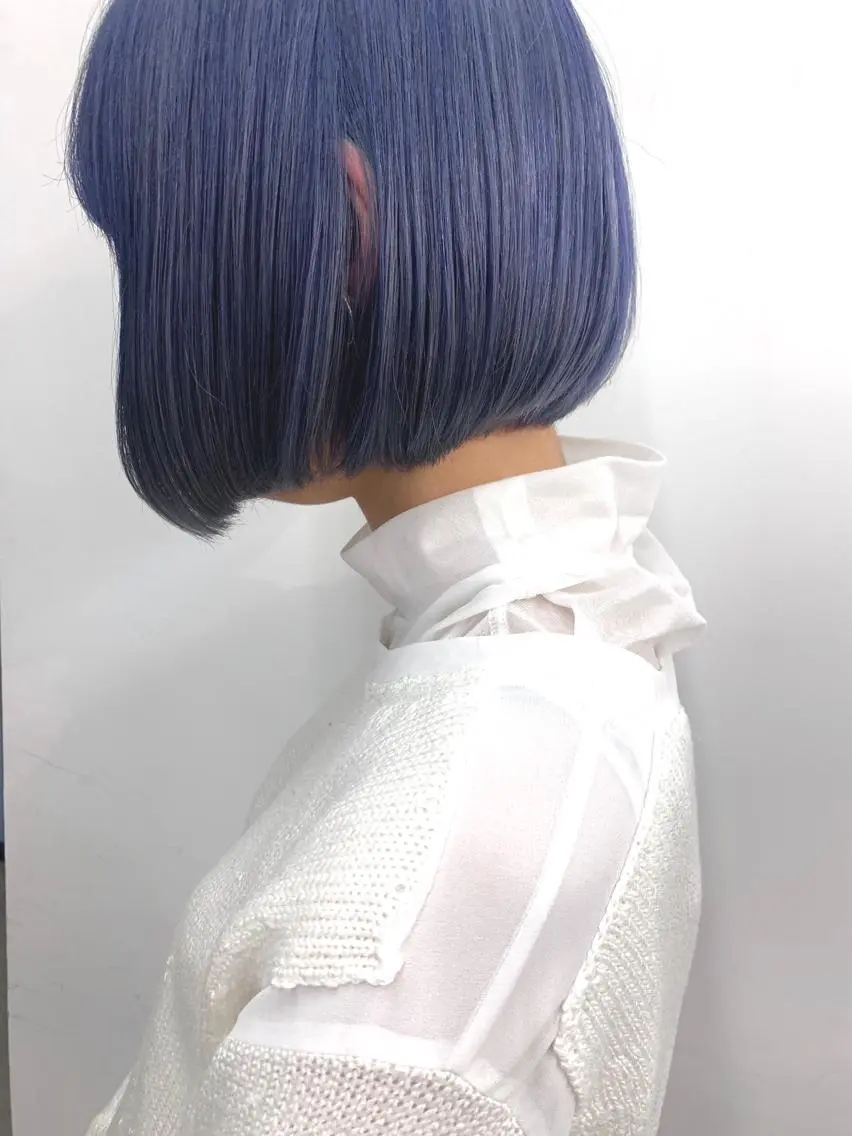ショート カラー leben serikaのヘアスタイル