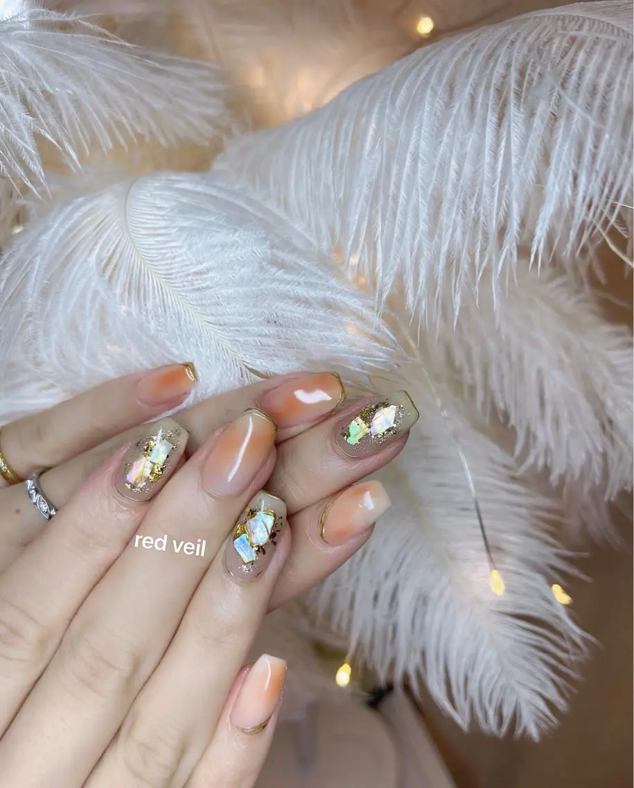 セミロング ネイル ハンドネイル 長さ出し専門 nynaのネイルデザイン