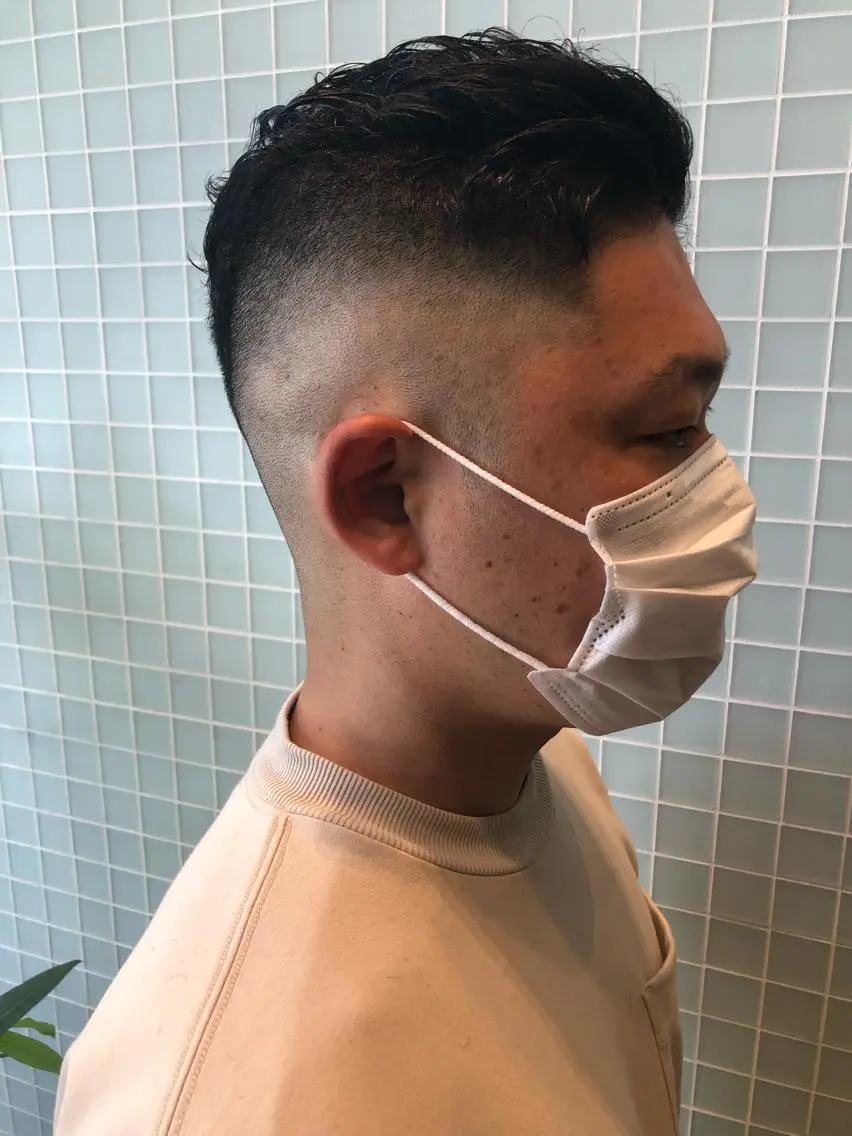 メンズ フェードカット 佐伯 凌太郎のヘアスタイル