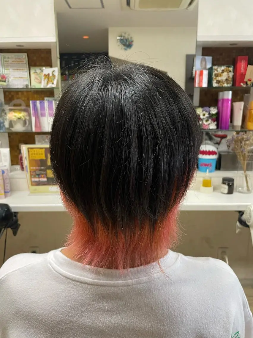 ショート カラー メンズ ピンクカラー ヘアカラー 徳留 もも花のヘアスタイル