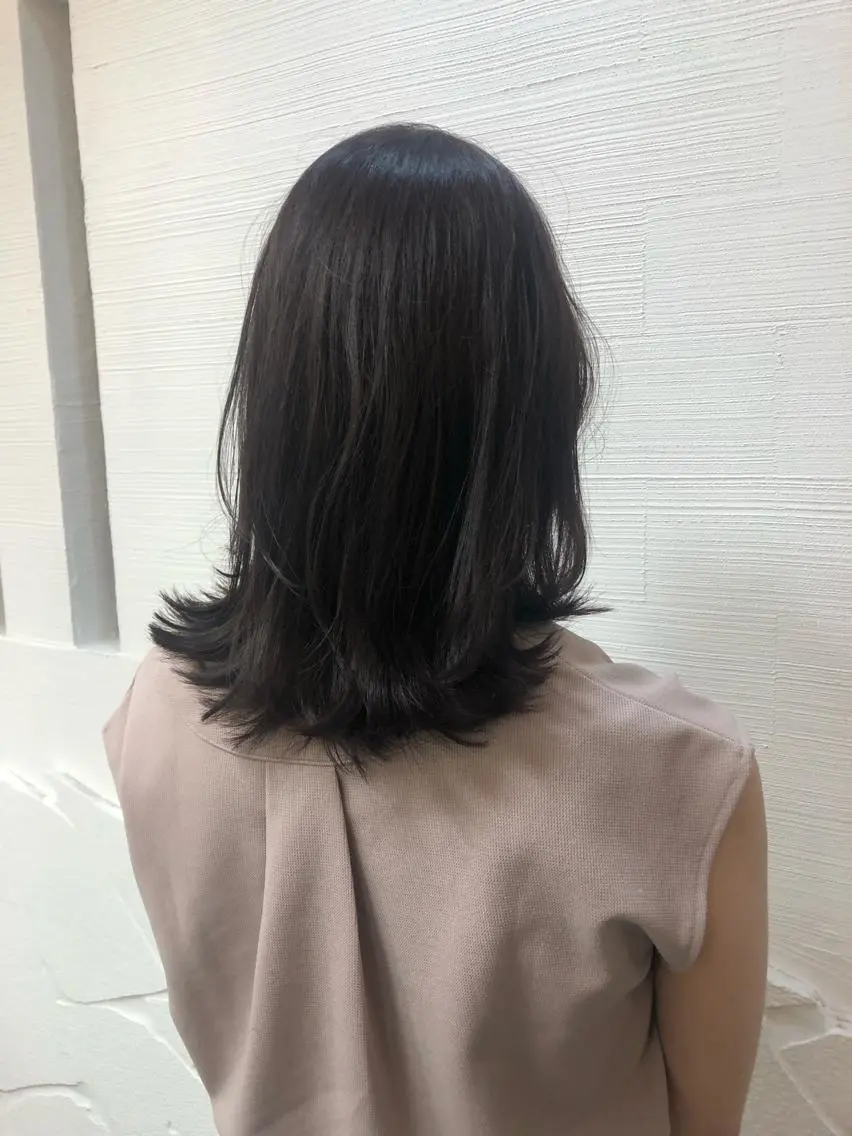 ミディアム カラー 透明感カラー グレージュ ラベンダーカラー ラベンダーグレージュ ラベンダーグレー カット ヘアカラー トリートメント ボブ/縮毛矯正/ レイヤー/塚田のヘアスタイル