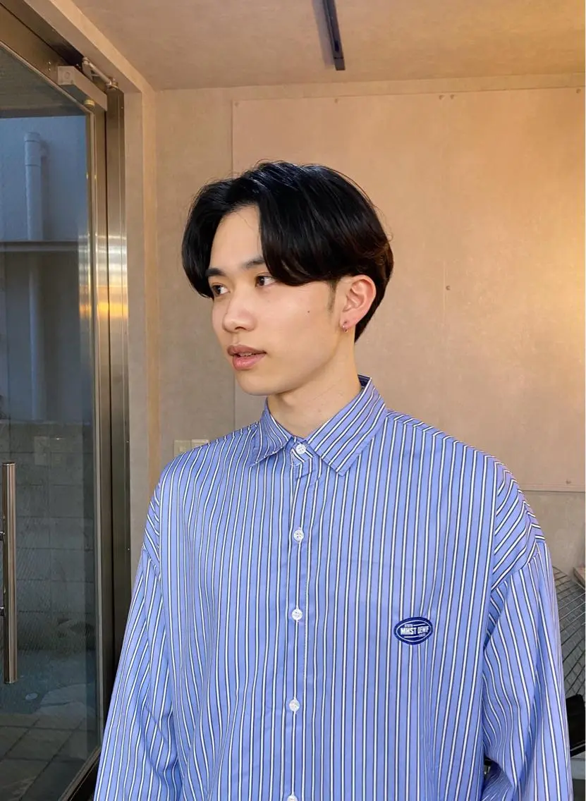 ショート メンズ センターパート メンズ韓国風 マッシュウルフ マッシュ メンズウルフカット カット トリートメント ヘアセット レイヤーウルフ エクステ磯部のヘアスタイル
