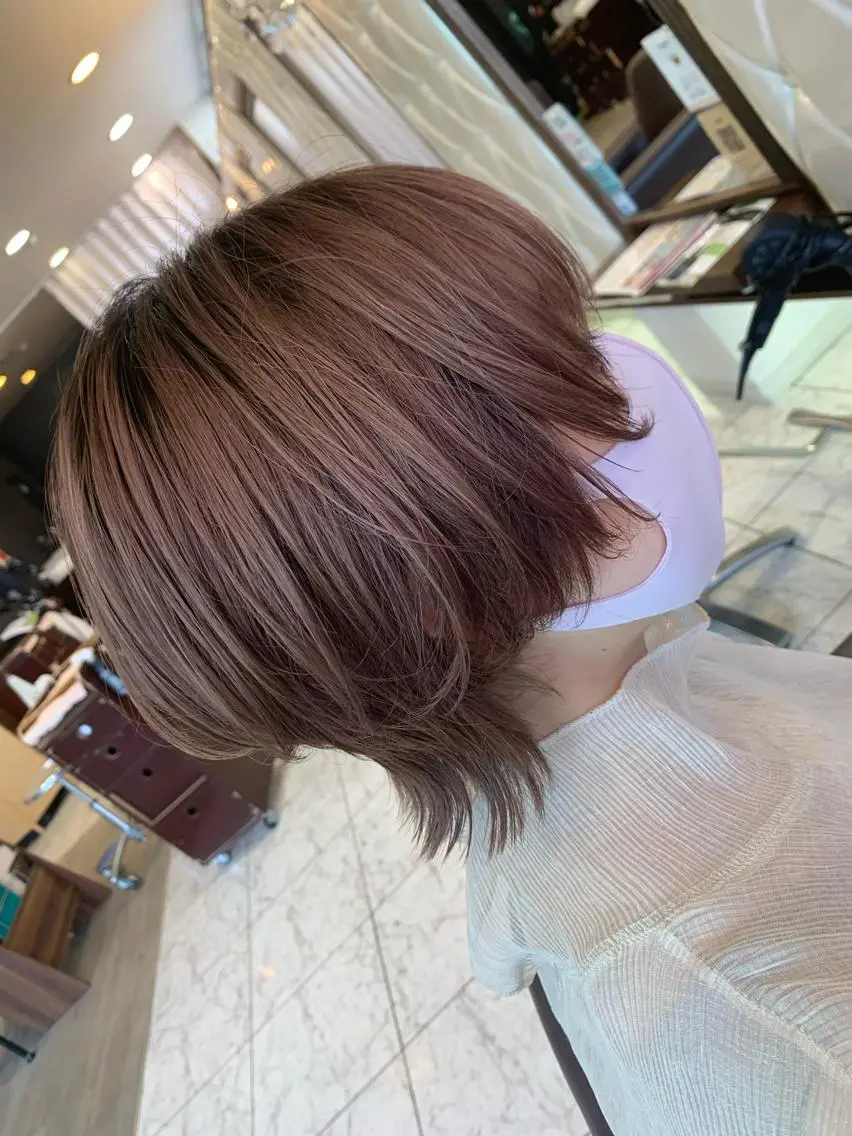 ショート カラー カット ヘアカラー トリートメント 安部 志弥のヘアスタイル