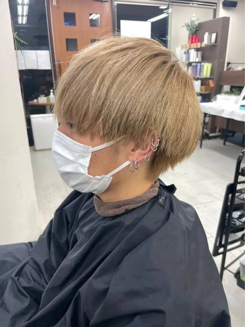 ショート カラー ベージュカラー ミルクティーベージュ 町田縮毛矯正/ 髪質改善/美髪特化のヘアスタイル