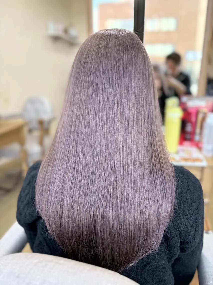 ロング Mirashy 成田のヘアスタイル
