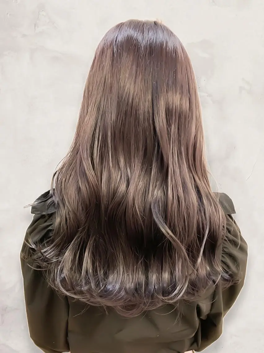 ロング くびれヘア 小顔カット ヘアカラー トリートメント グレージュ×レイヤー 藤生 和宏のヘアスタイル