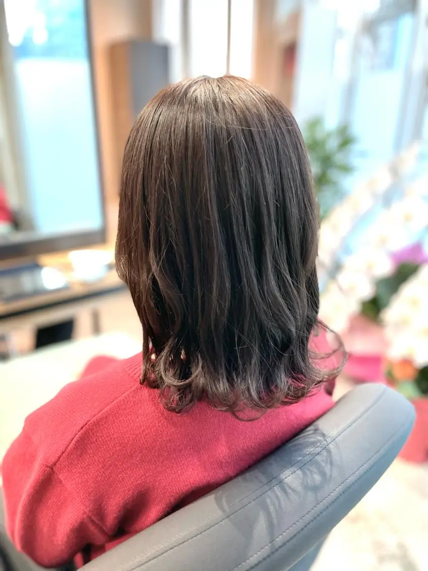 ミディアム カラー ヘアカラー トリートメント ✨髪質改善/ハイトー ン/艶髪高山のヘアスタイル