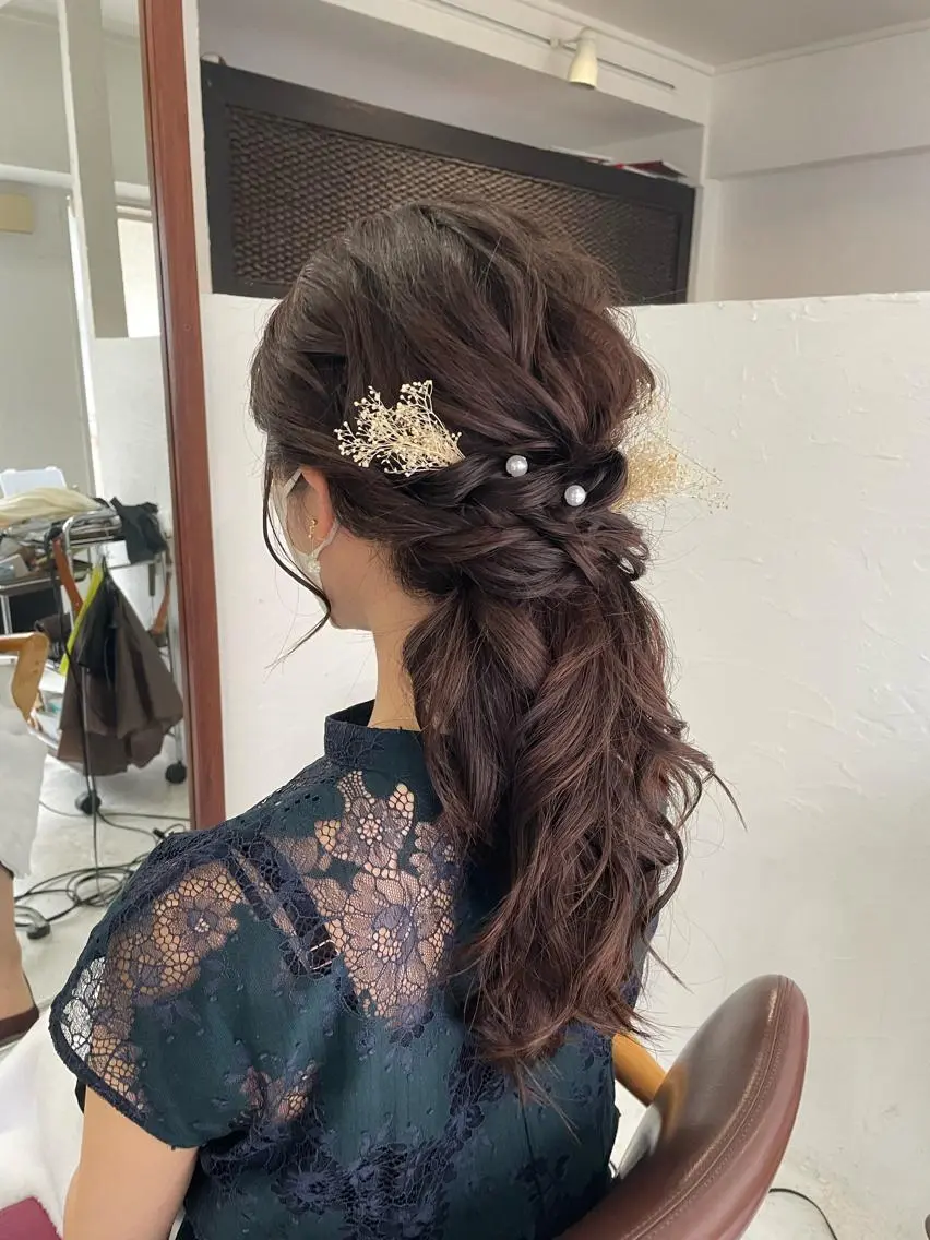 ロング ヘアアレンジ ハーフアップ HempBeauty 浅野アサミのヘアスタイル