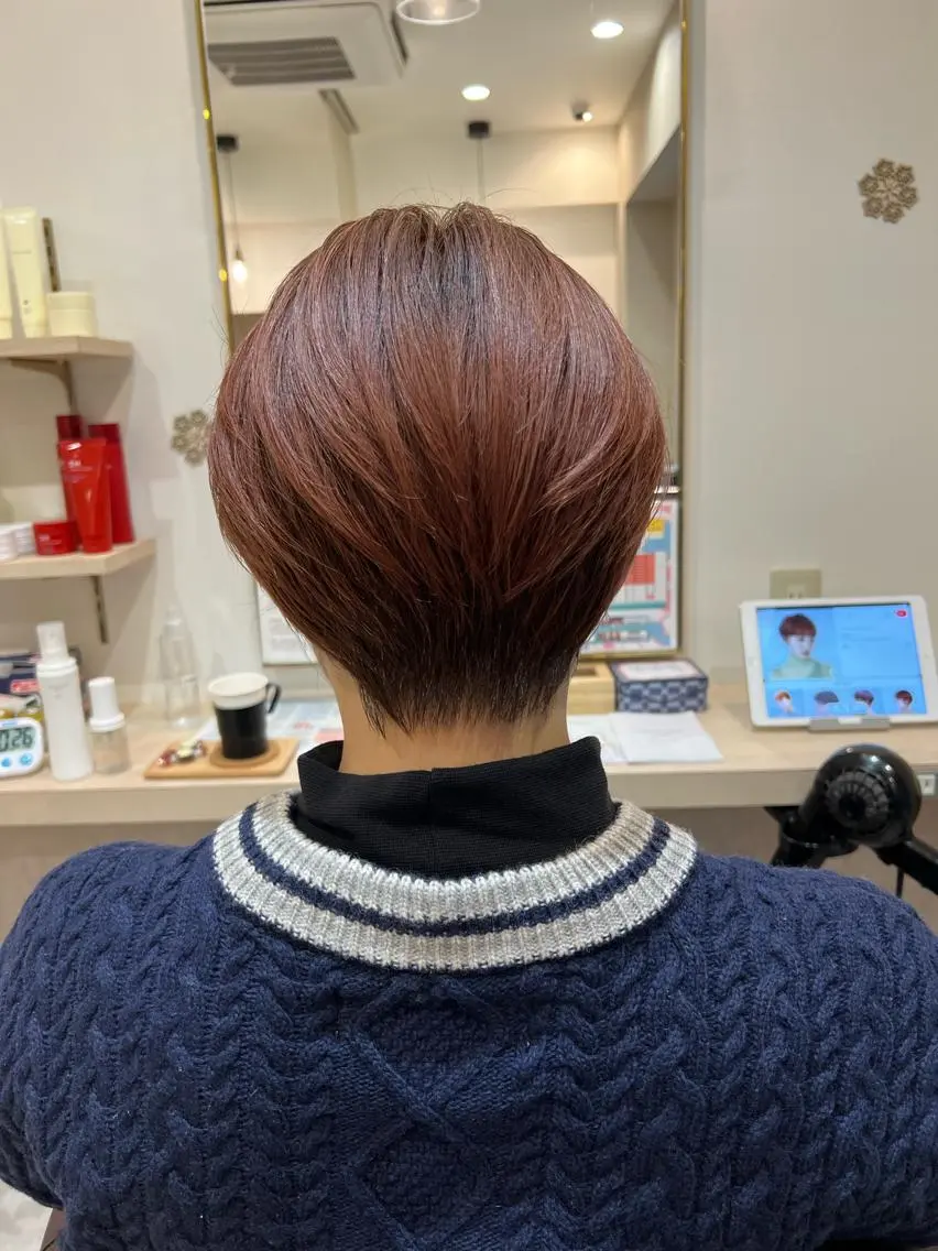ショート カラー カット ヘアカラー トリートメント 三好 聡玄のヘアスタイル