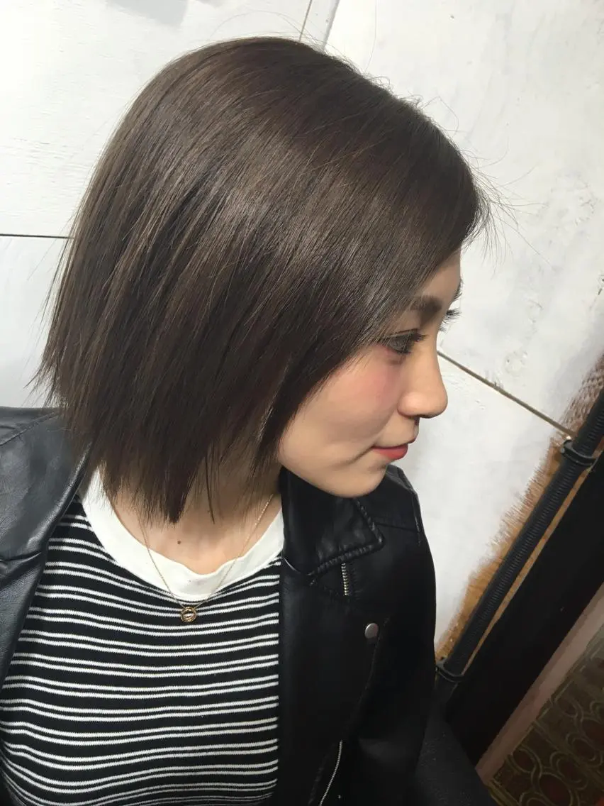 ショート カラー アッシュ 透明感カラー IwAsh大和駅前店 河野亜里香のヘアスタイル