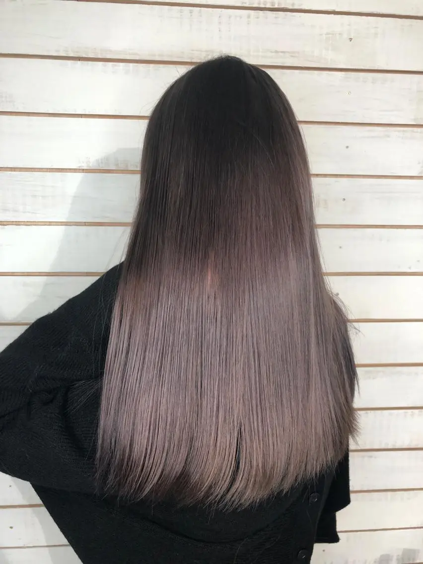 ロング カラー 透明感カラー シルバー カット ヘアカラー トリートメント 🧡艶髪/エクステ 🫧🧡YUKI❄️のヘアスタイル