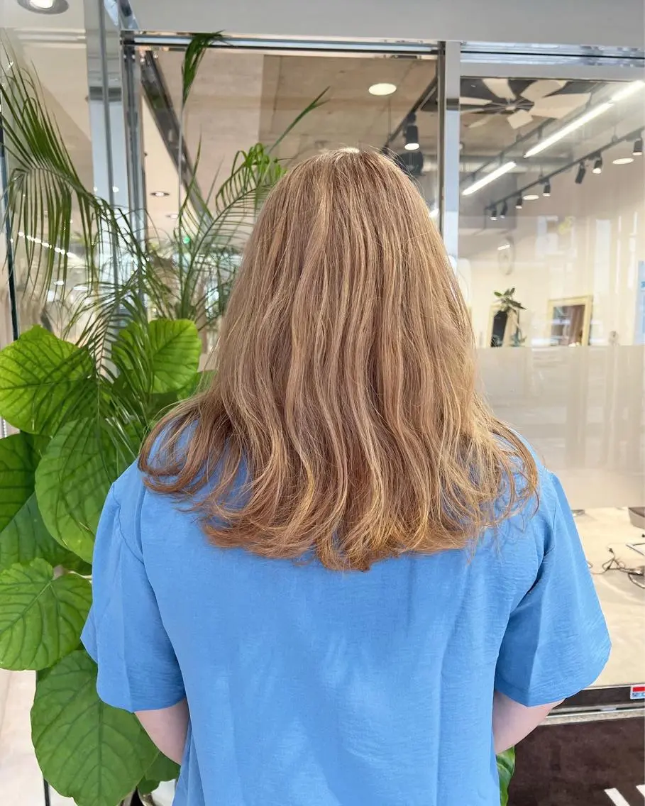 セミロング カラー カット ヘアカラー トリートメント 🍀お悩み改善憧れの 美髪　小林風雅のヘアスタイル