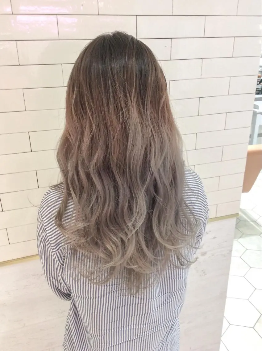 セミロング カラー カット ヘアカラー レイヤーカット× 髪質改善たもりのヘアスタイル
