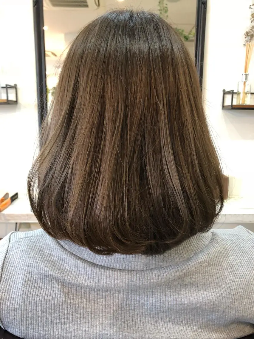 ミディアム カラー カット ヘアカラー Lucet byNYNYのヘアスタイル