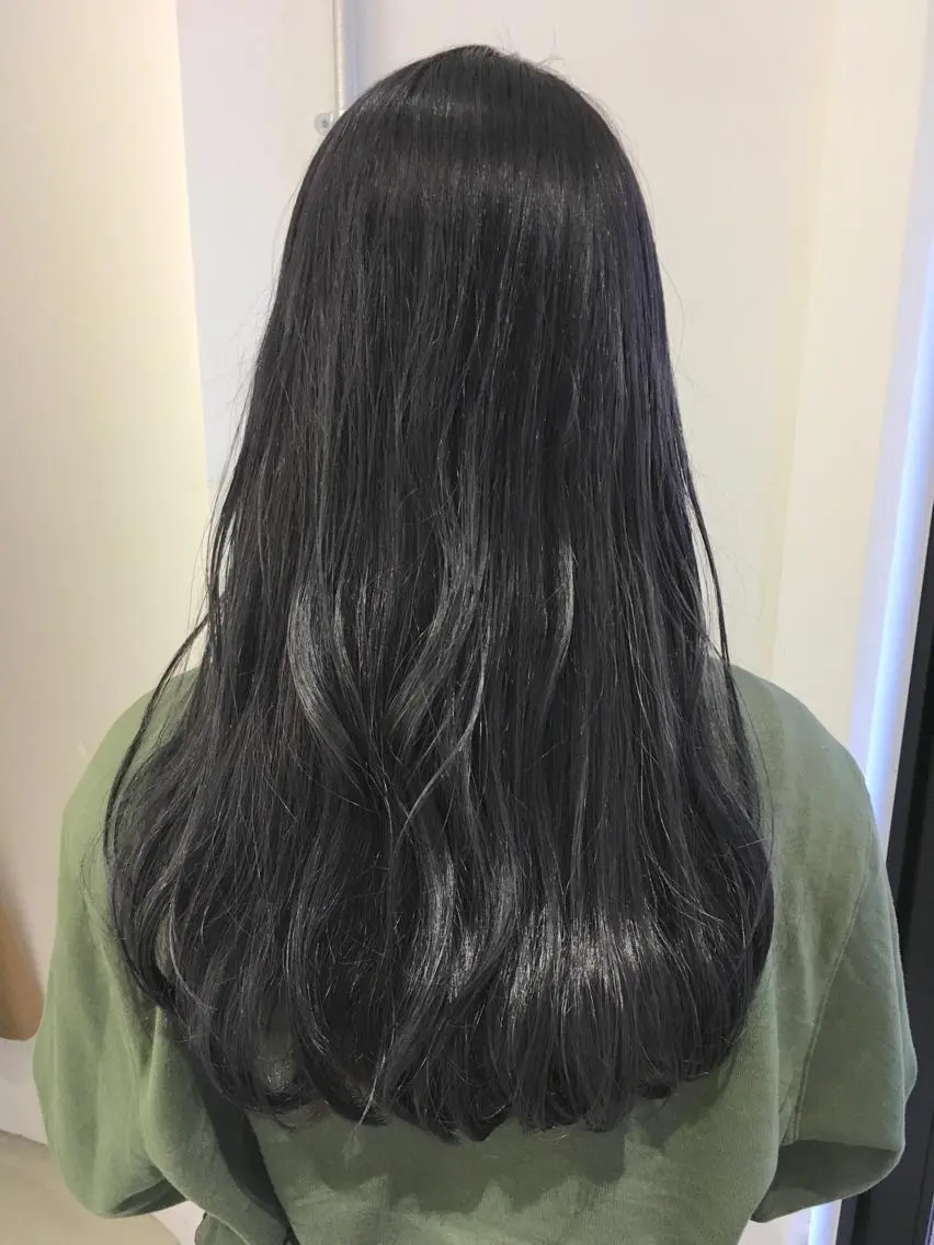 ロング カラー ブルーカラー ブルージュ ヘアカラー トリートメント ヘアセット yoshi ☆のヘアスタイル