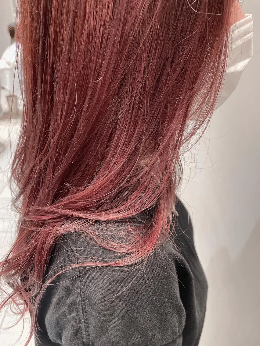 ロング カラー カシス ピンクカラー ヘアカラー トリートメント 🦖鶴岡 香純🦖のヘアスタイル