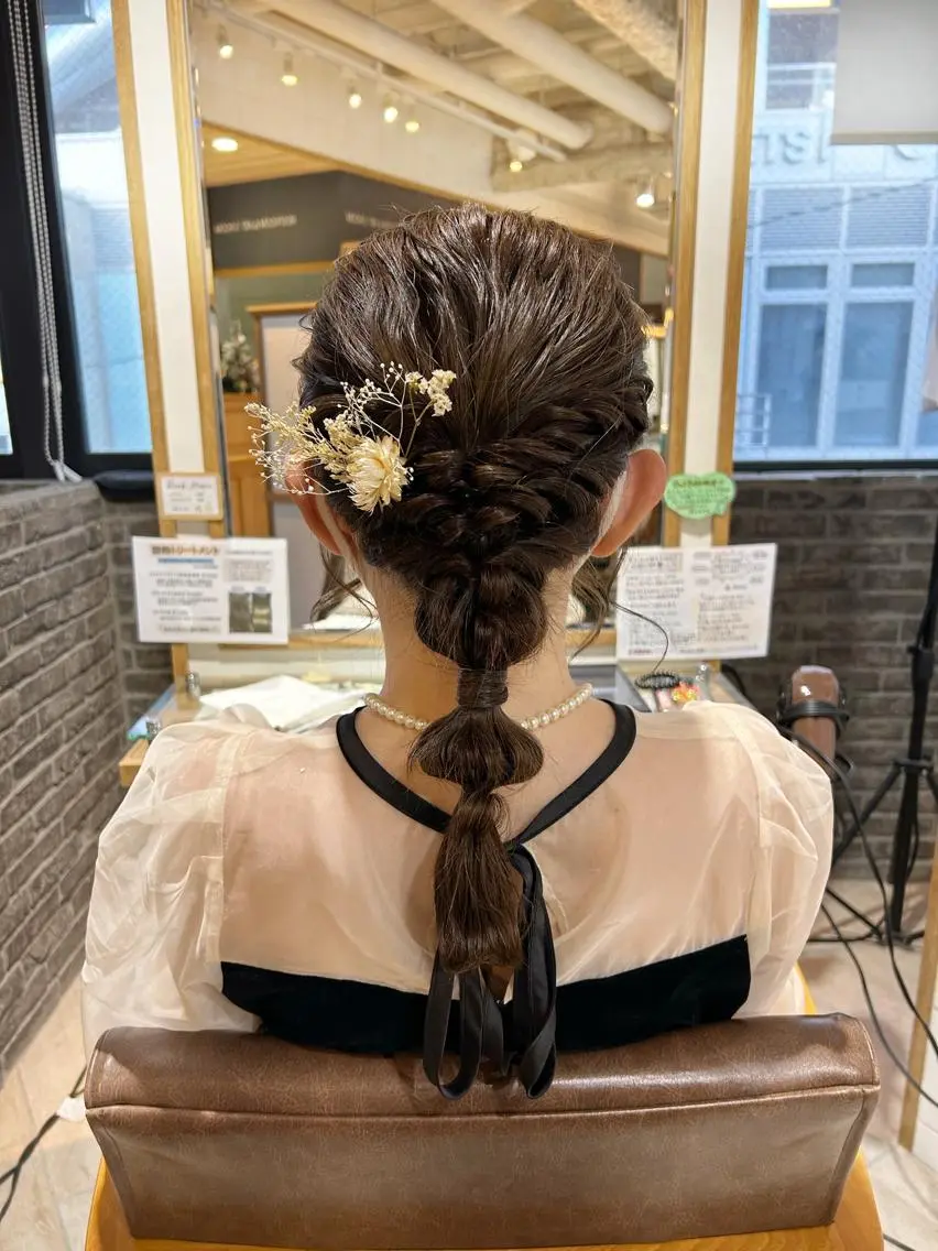セミロング ヘアアレンジ Ami 🕊✨のヘアスタイル